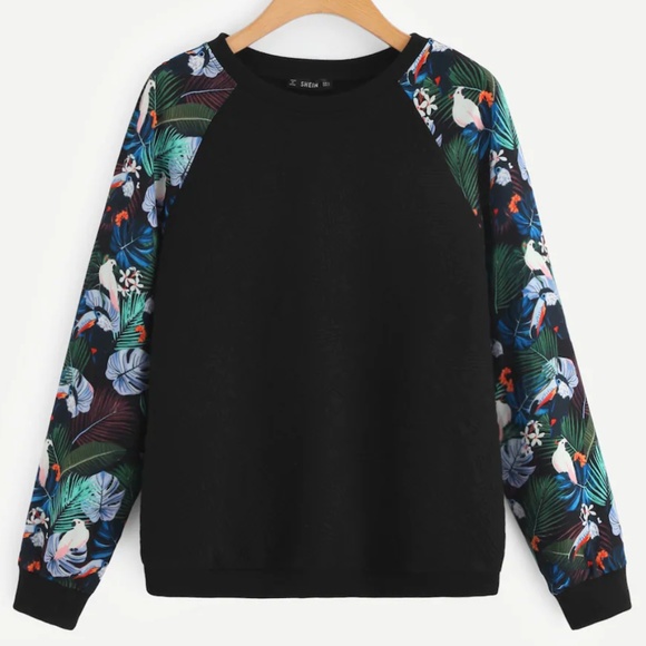 Tops - Tropical Print Sweatshirt